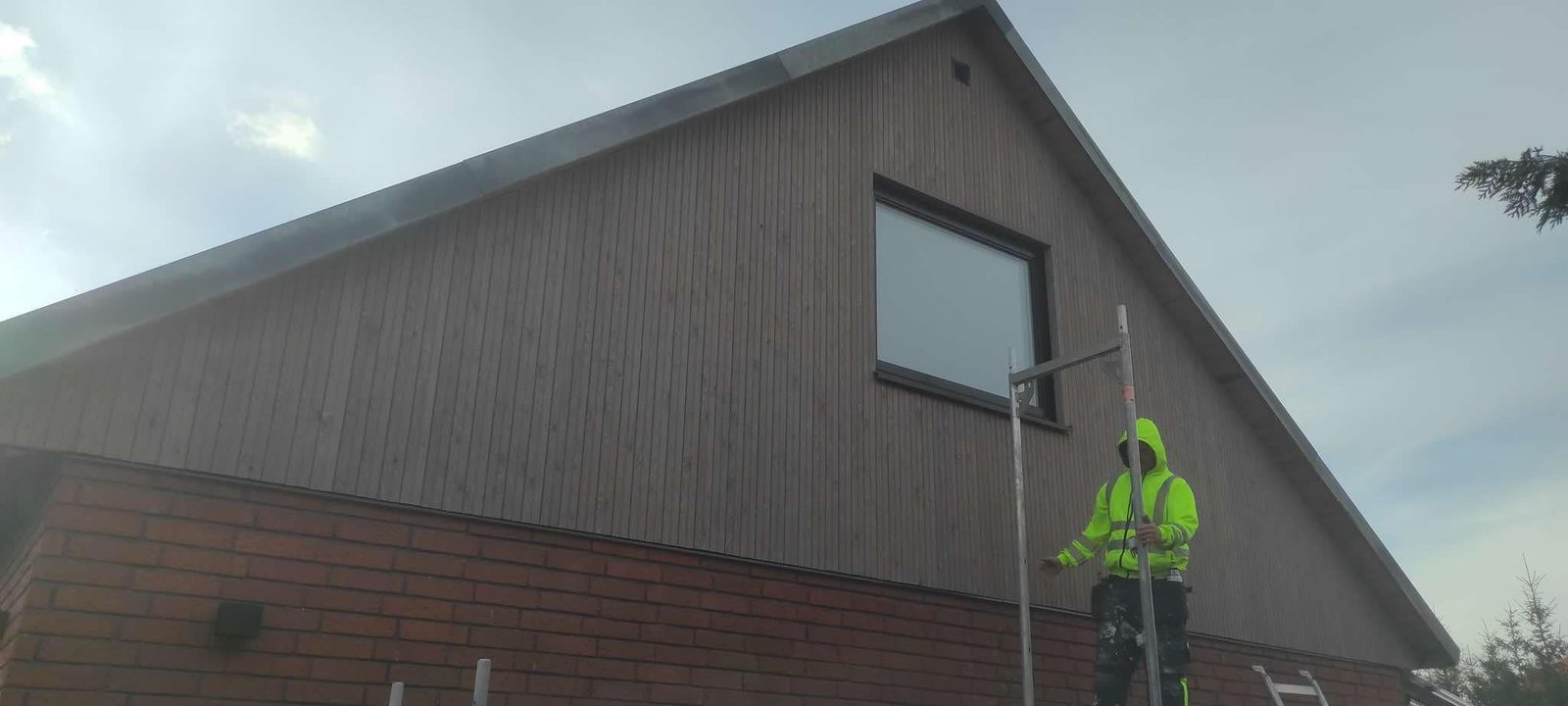 7ad44753-915f-4fa6-b5b3-ca24e6567e30